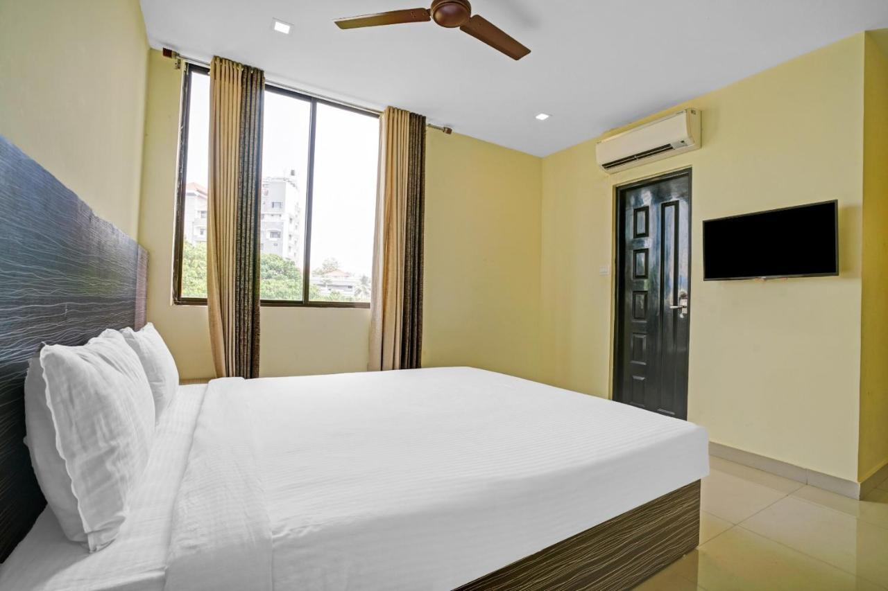 Capital O 87015 Hotel Al Salama Kochi Zewnętrze zdjęcie