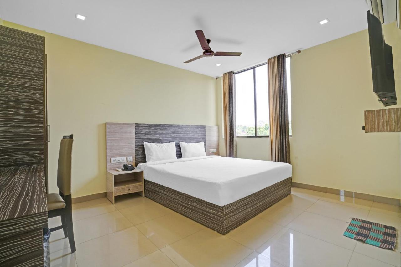 Capital O 87015 Hotel Al Salama Kochi Zewnętrze zdjęcie